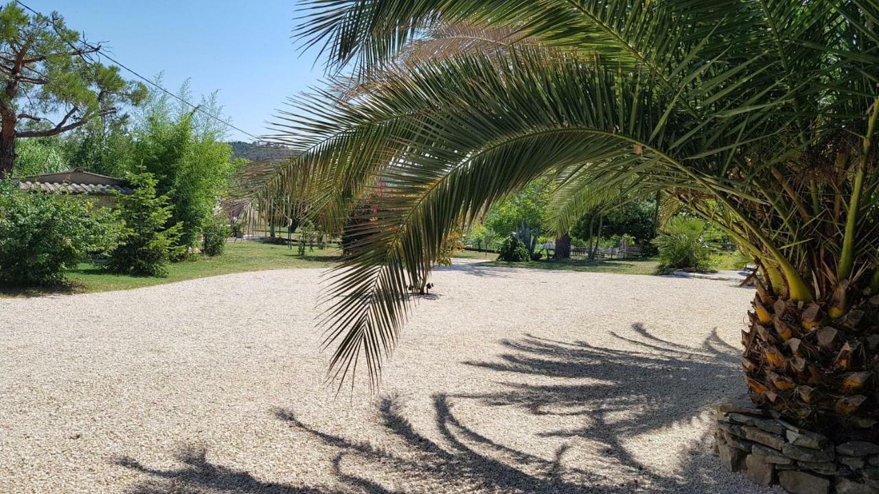 Mas Des Gardies Saint-Julien-de-Peyrolas Luaran gambar