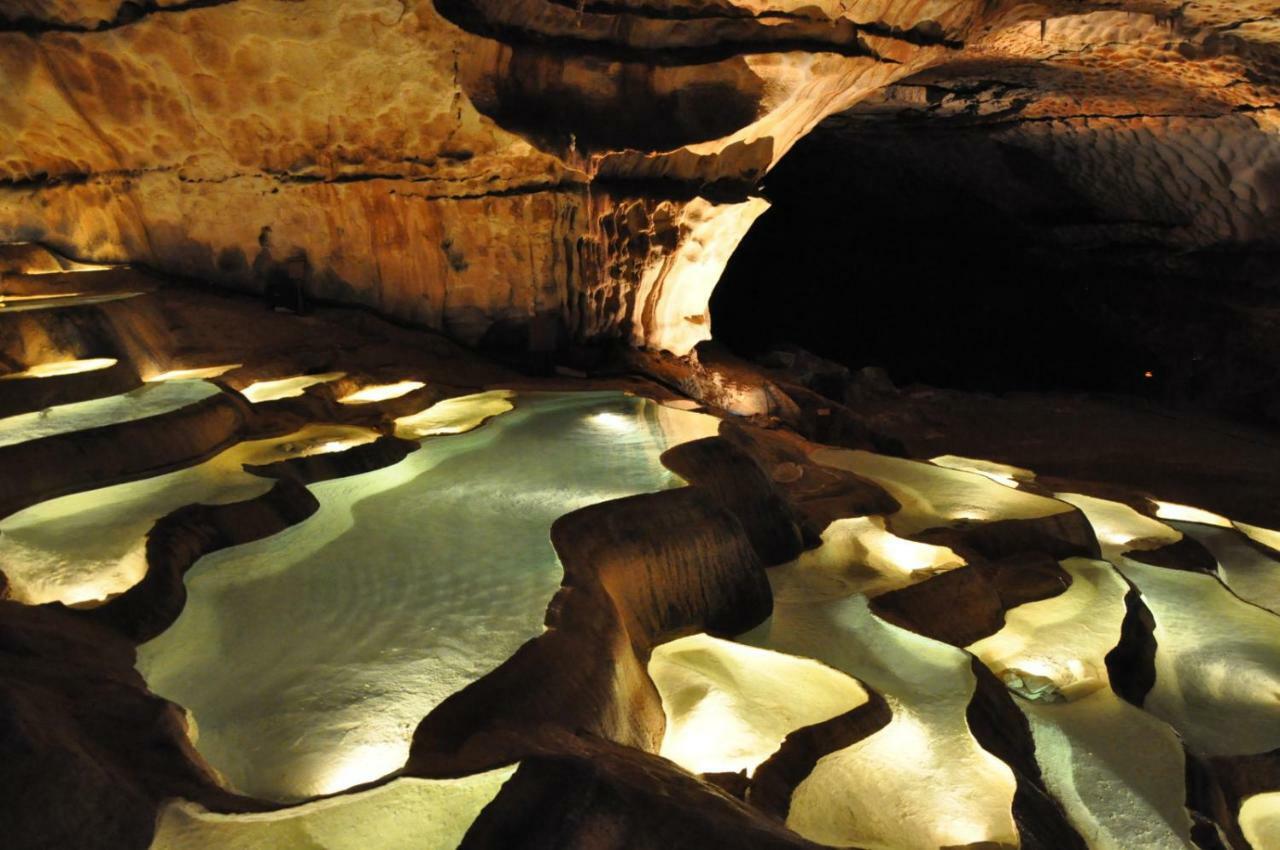 Mas Des Gardies Saint-Julien-de-Peyrolas Luaran gambar