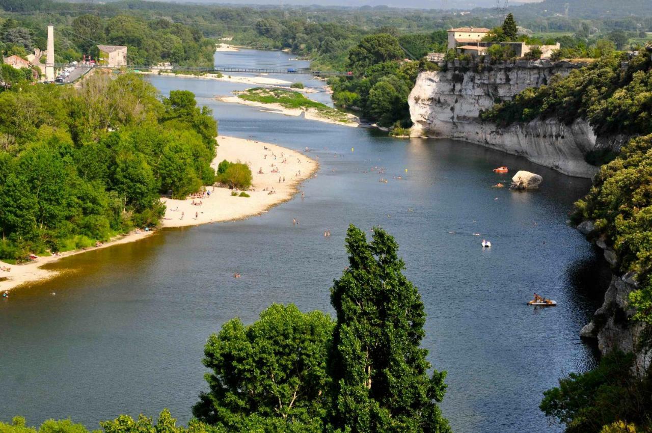 Mas Des Gardies Saint-Julien-de-Peyrolas Luaran gambar