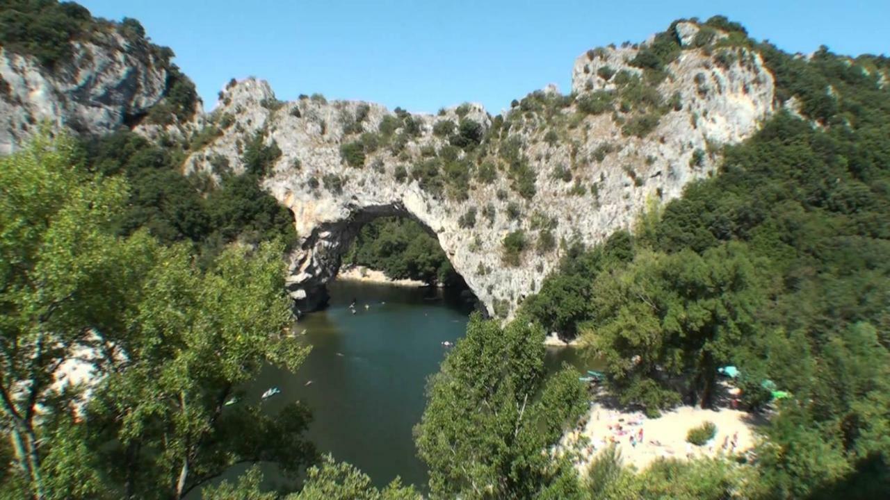 Mas Des Gardies Saint-Julien-de-Peyrolas Luaran gambar